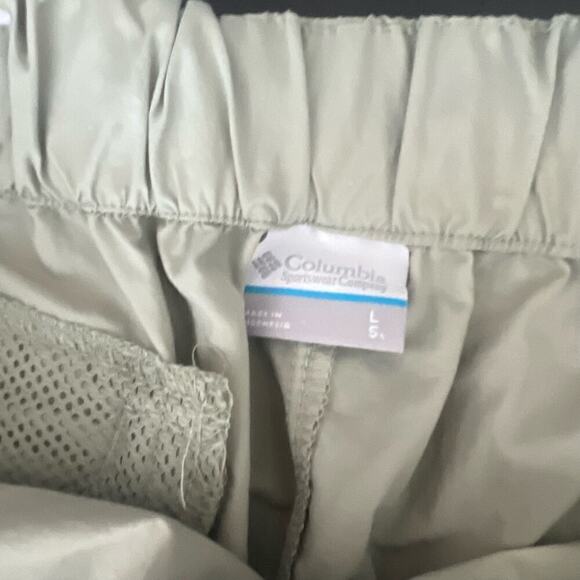 Columbia Women's Nylon Summerdry Cargo Short in Safari Size Large - Picture 5 of 7